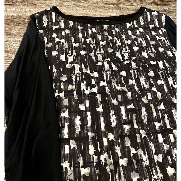 Zara Printed Overlay Top |‎ Women’s Size Medium | Black & White Abstract Design - Picture 4 of 7